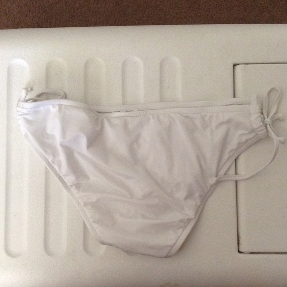 Bikini bundle! Size medium - Picture 7 of 8